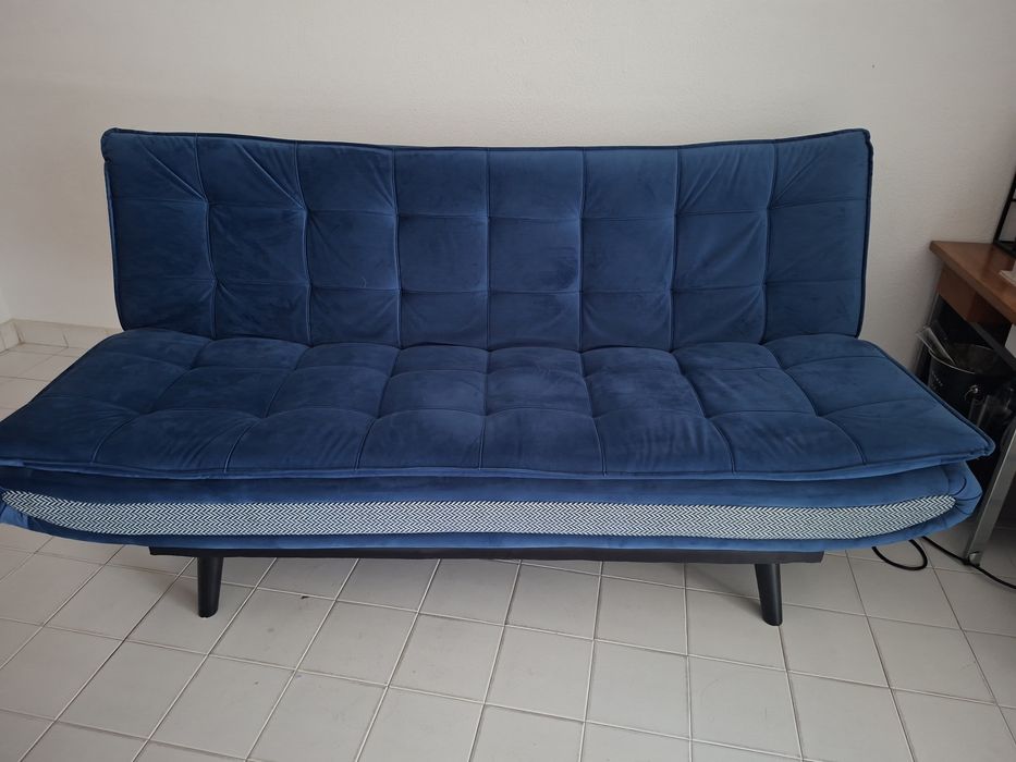 Sofa cama  azul como novo