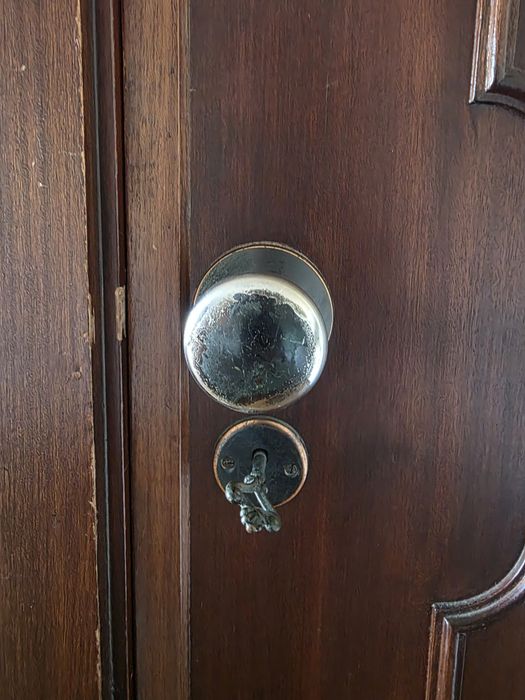 Portas de Interior em Mogno Maciço (Várias Medidas e Tipologias)