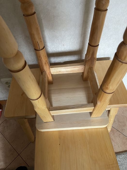 Табуретки деревяʼні, табуретки з натурального дерева