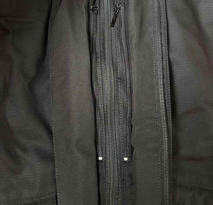 Мотокуртка-черепаха Dainese розмір 50 (M/L) стан нової,