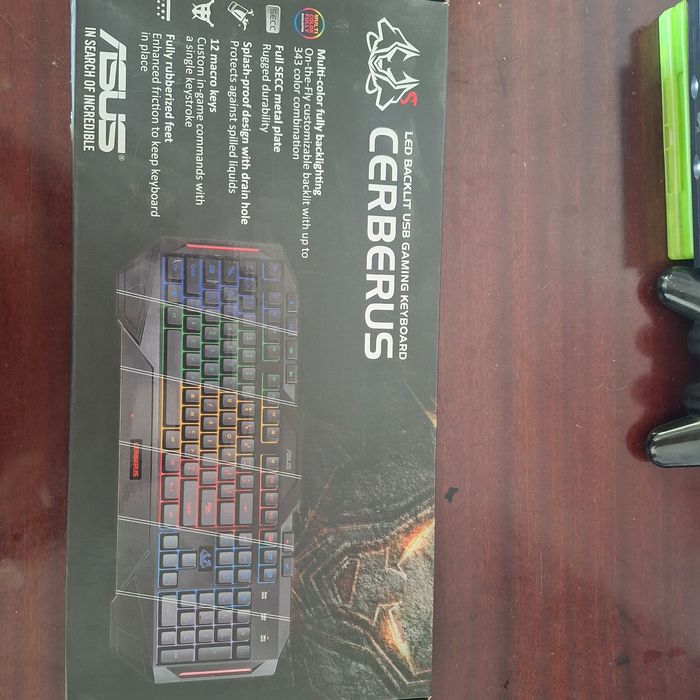 ASUS Cerberus Gaming Keyboard, Slightly Used.64585813949698120