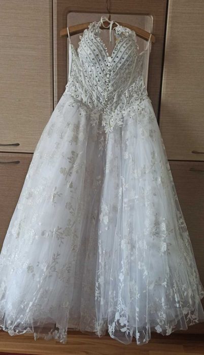 Весільня сукня 46 розмір.