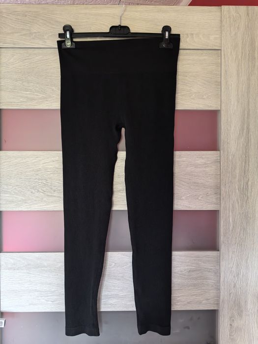 ** Leginsy damskie r. M  **