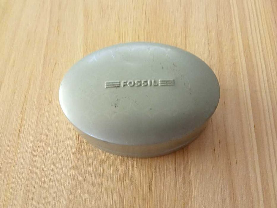 Caixa de Metal Fossil