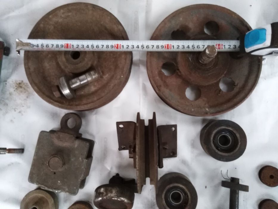 Ролик, ролики алюминиевые, металлические, пластиковые.