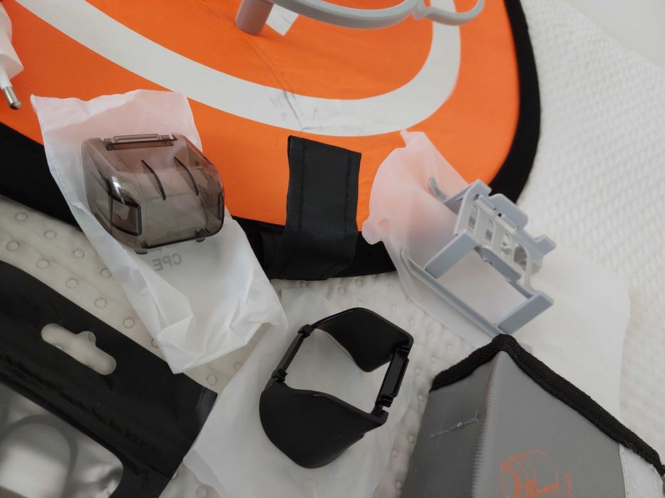 Dron DJI Mini 2 Fly More Combo