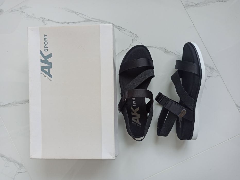 Босоніжки Anne Klein 37.5