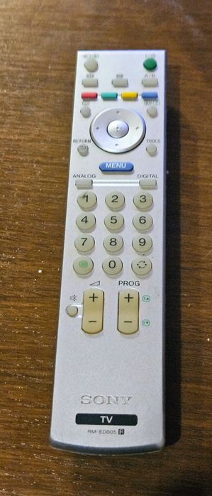 Tv led 32 polegadas Sony bravia .funciona impecável .bem estimada .