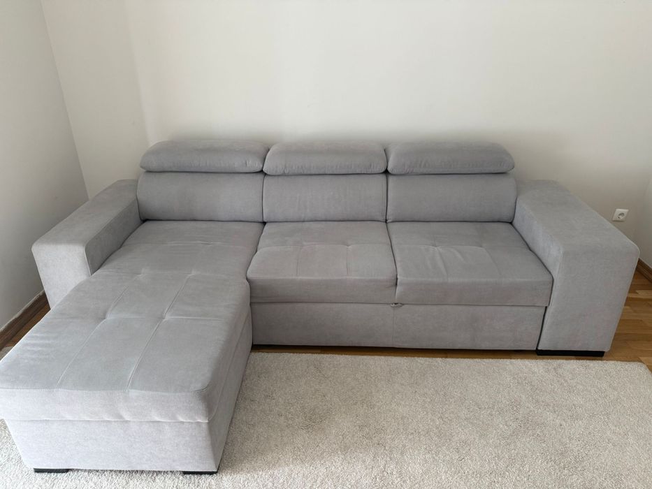Sofá chaise cinza retrátil