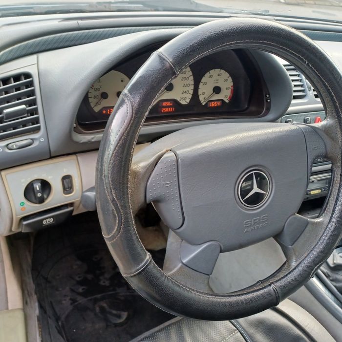 Carro Mercedes CLK230 sport