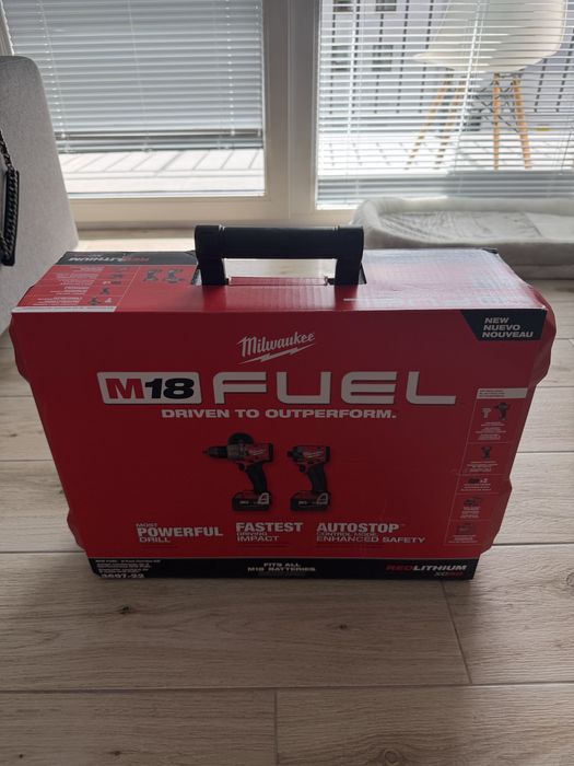 Zestaw Milwaukee Fuel 18v 3697-22 wiertarka  udarowa +zakretarka +2xaku 5.0ah +walizka. Mozliwa wysylka cala Polska