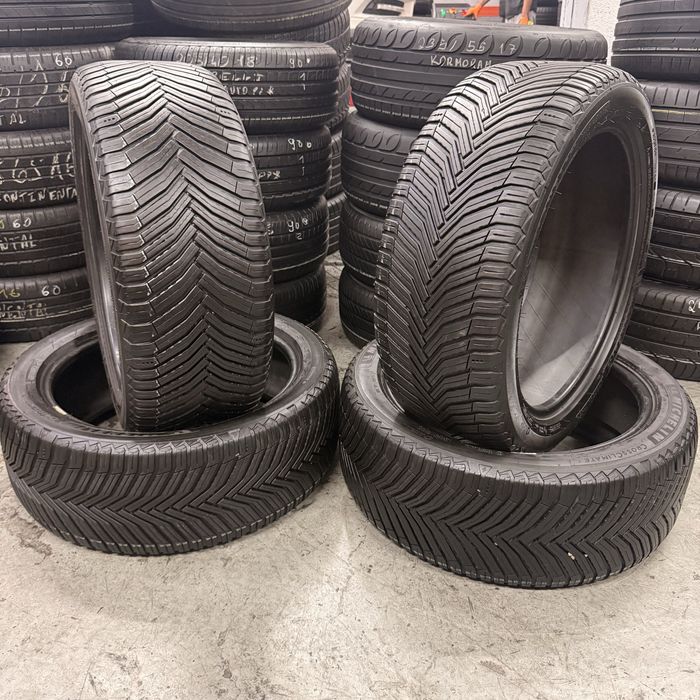 Pneus 245/45r19 XL Michelin Cross Climate 2 com 90% piso