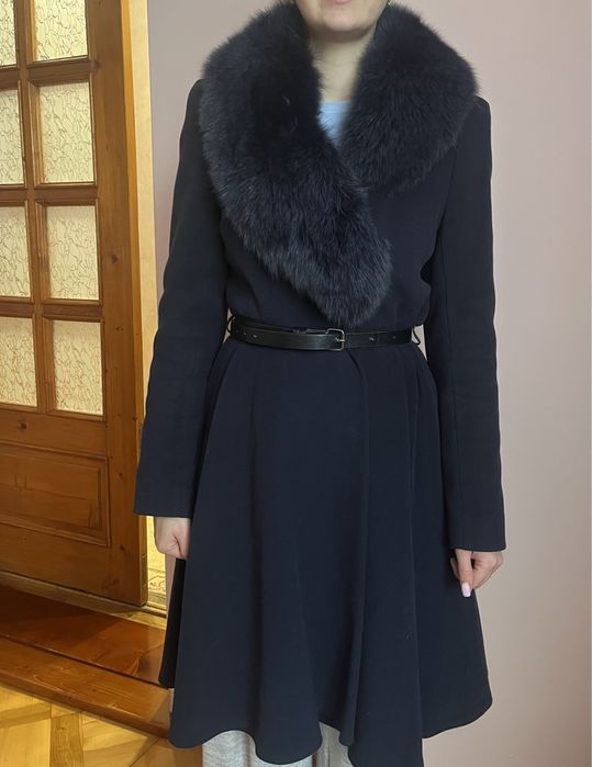 Пальто зимове з натуральним хутром