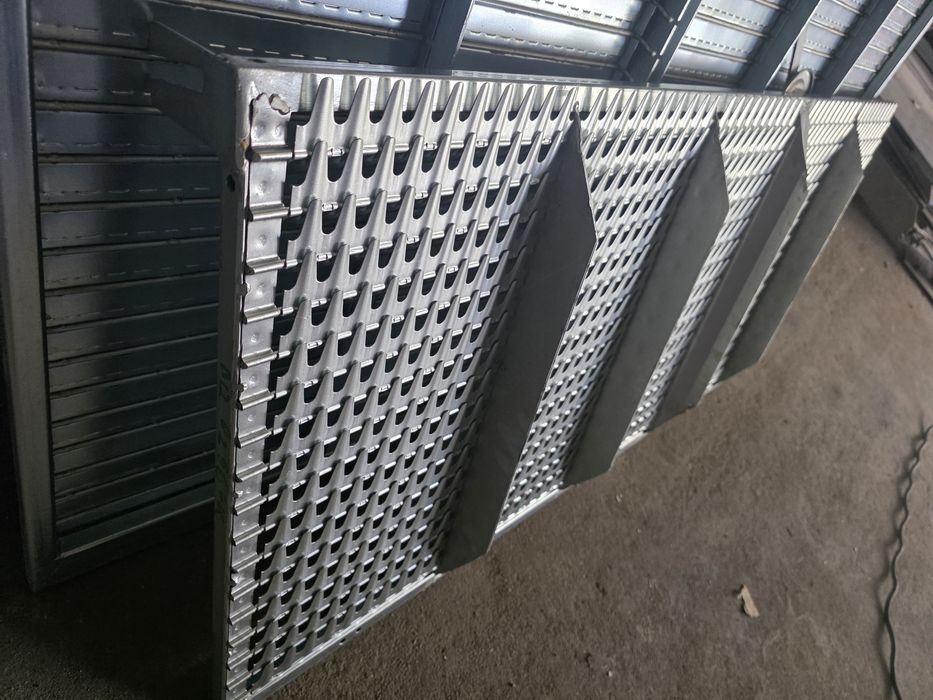 Sito żaluzjowe Bizon końcowe nowe ocynkowane 540x1240