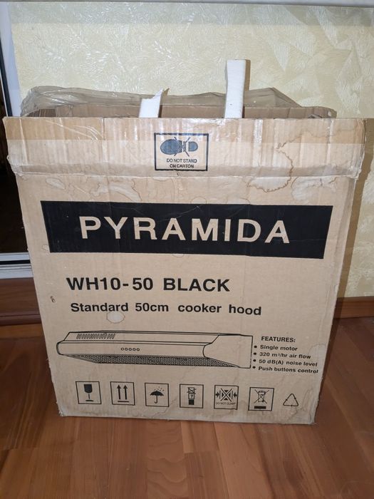 Нова в коробці Витяжка Piramida