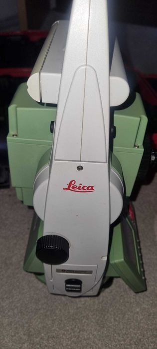 Tachimetr leica TS15P 5" R400