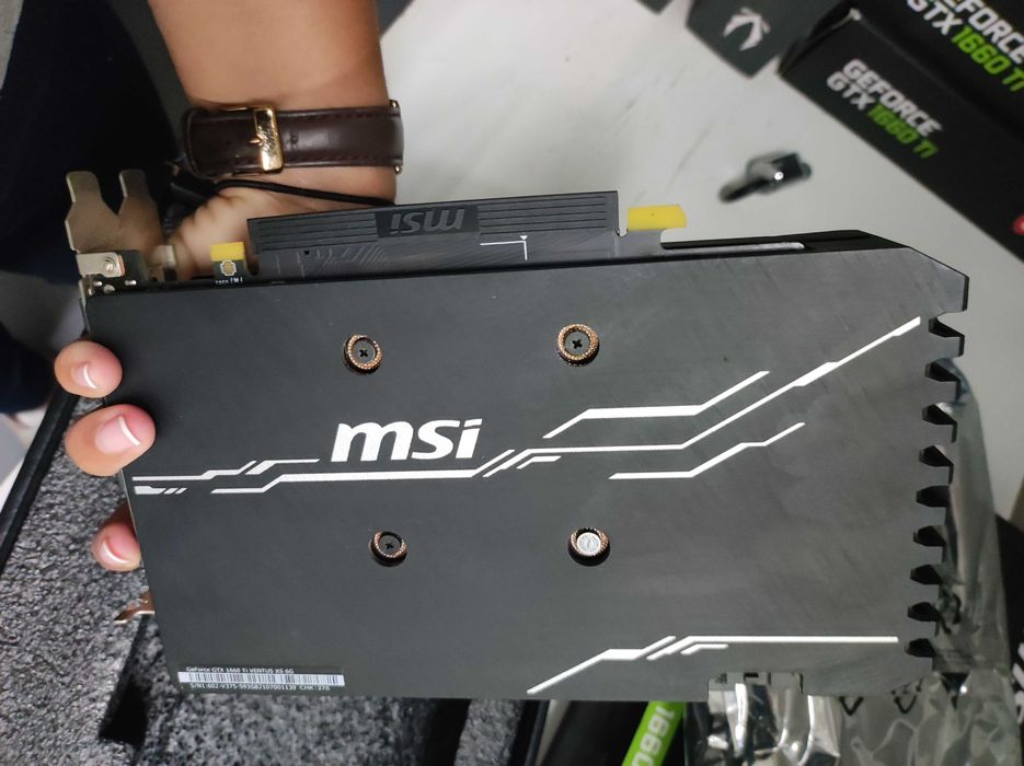 Placa Gráfica - MSI GeForce GTX 1660 Ti VENTUS XS Live