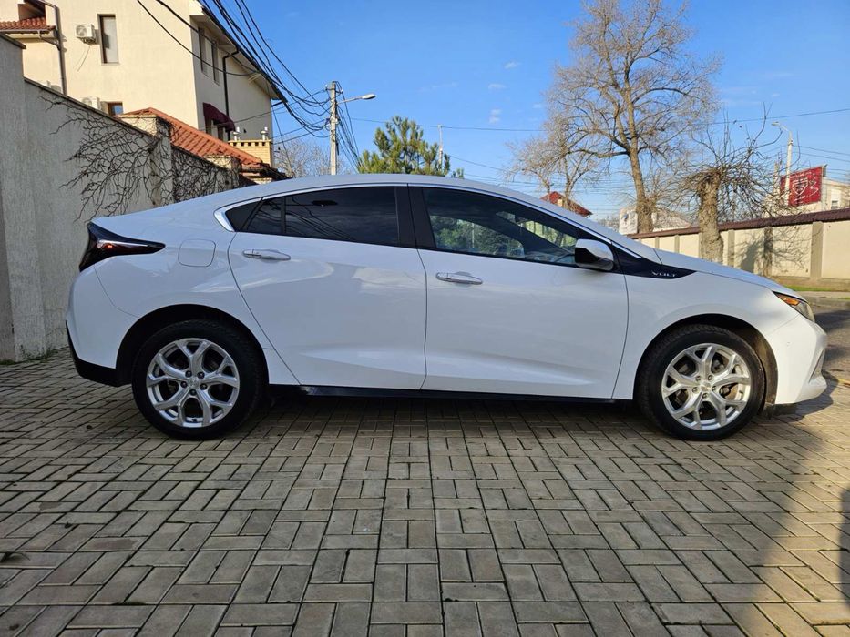 Продам Chevrolet Volt 2016г. Premier