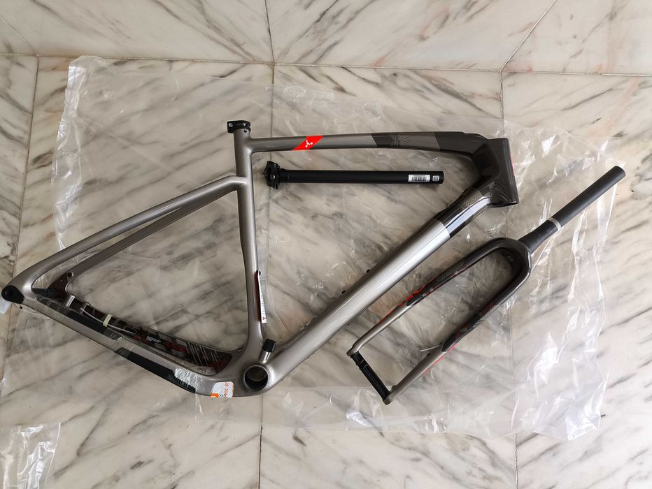 Quadro gravel carbono Argon 18 Dark Matter tamanho S