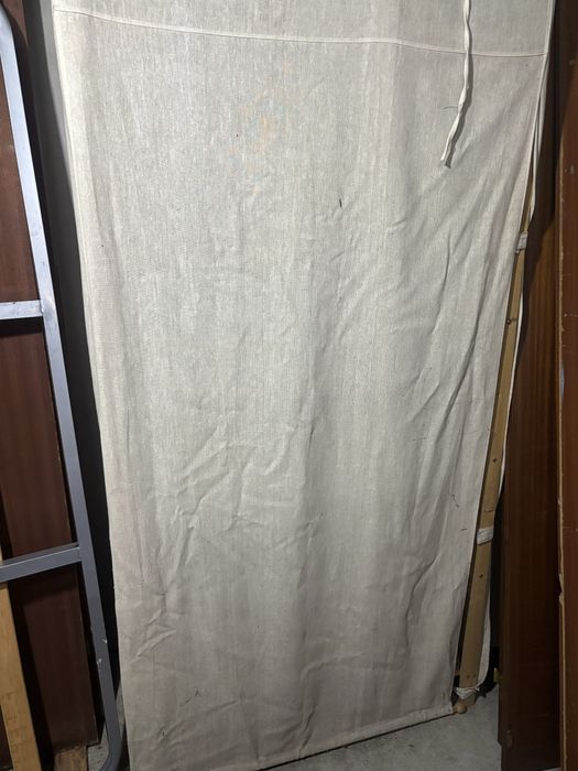 Armário de madeira 80x50x165 cm com cobertura de pano