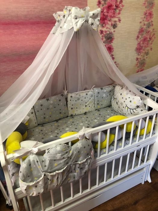 Ліжко для немовлят