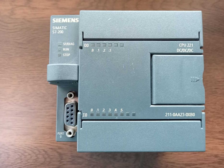 Siemens S7-200 CPU221 DC/DC/DC