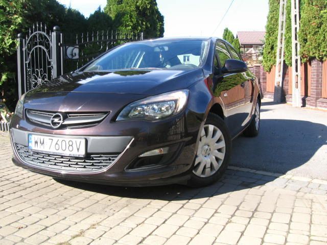 Opel Astra 2015,1.6 115KM+LPG,SalonPolska,Serwisowany,Niski P:111tys,Zadbany