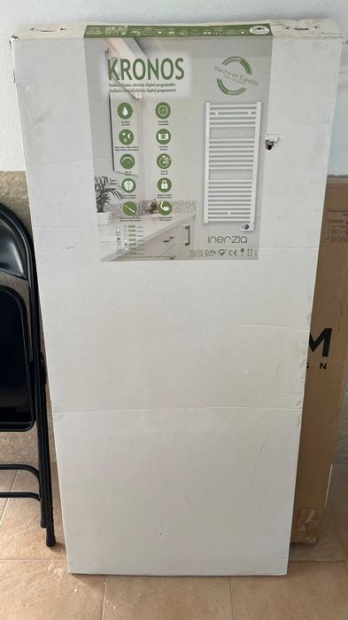 Radiador Toalhas Preto