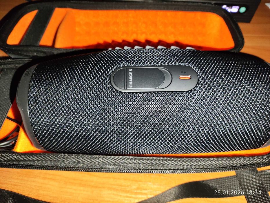 Портативна акустика JBL Charge 5 Black (JBLCHARGE5BLK)