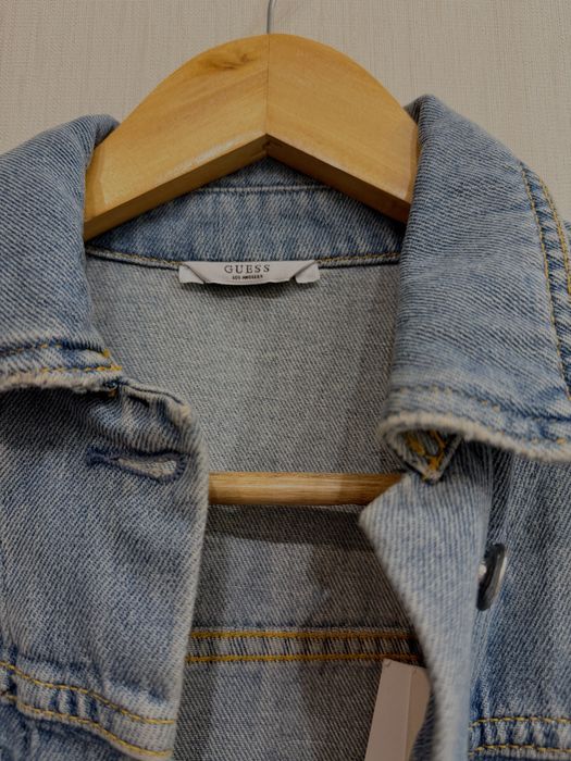 НОВА куртка бренду Guess з біркою