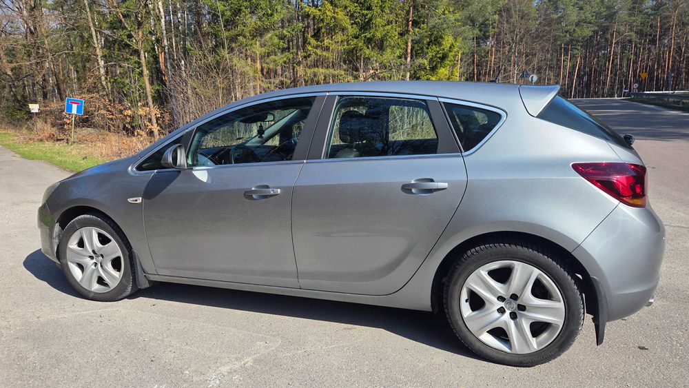 Opel Astra Hatchback