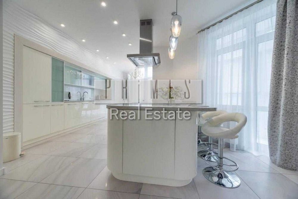 Аренда 4к квартиры 180м2, ЖК Нововпечерские Липки, ул. Верхогляда, 9