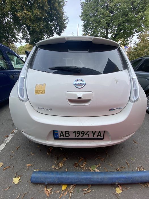 Nissan Leaf 2014 рік