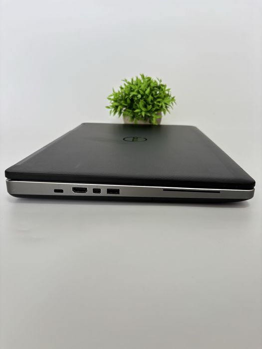 Ігровий Dell Precision 7520