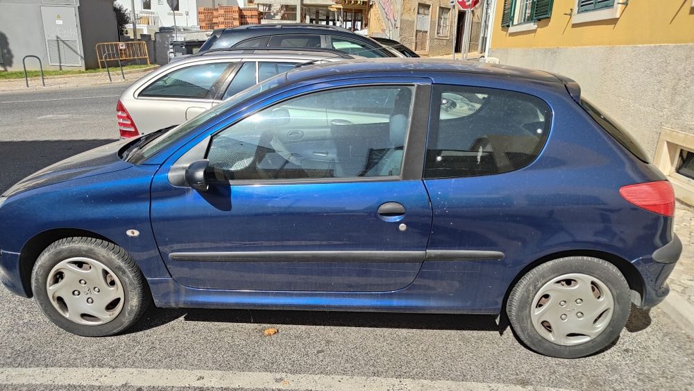 Vendo Peugeot 206, ano 1999,
