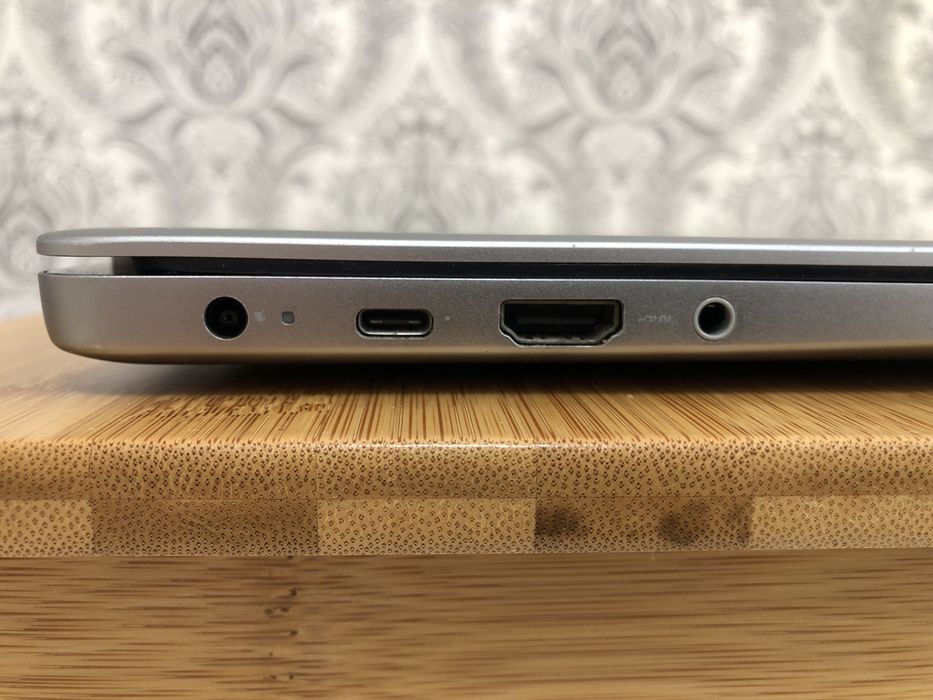 Ноутбук Dell Vostro 5370