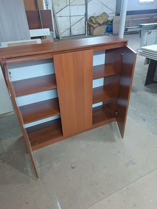 Тумба з ЛДСП,  3500 грн.