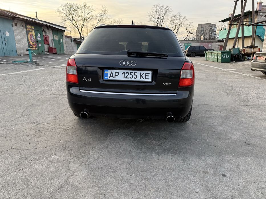 Продам ауди  А4В6 на автомате