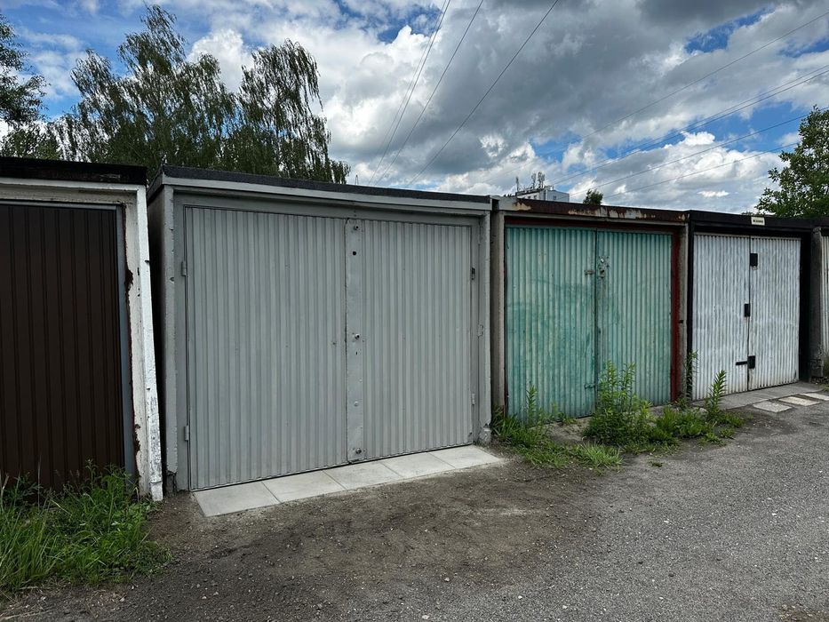 Sprzedam garaż 18 m² – Katowice, ul. Dulęby (Załęże)