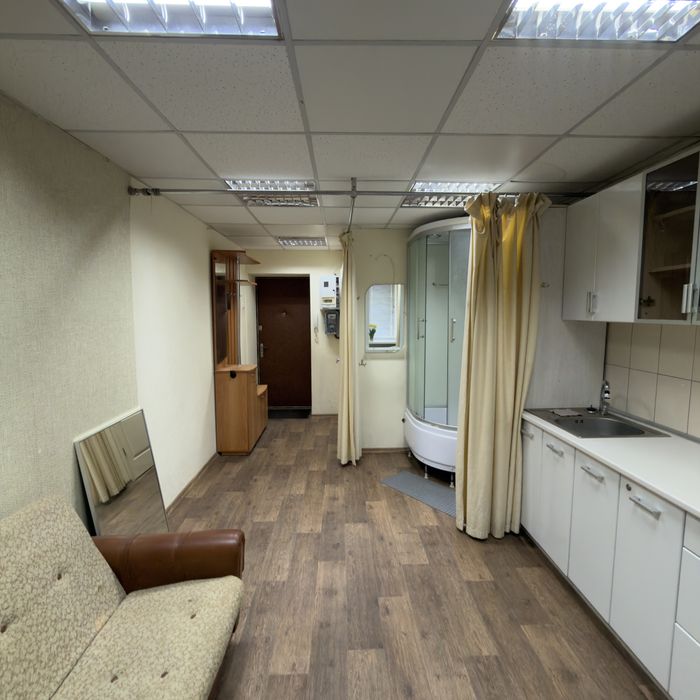 Продаж нежитлового приміщення в центрі міста – 16,6 м²
