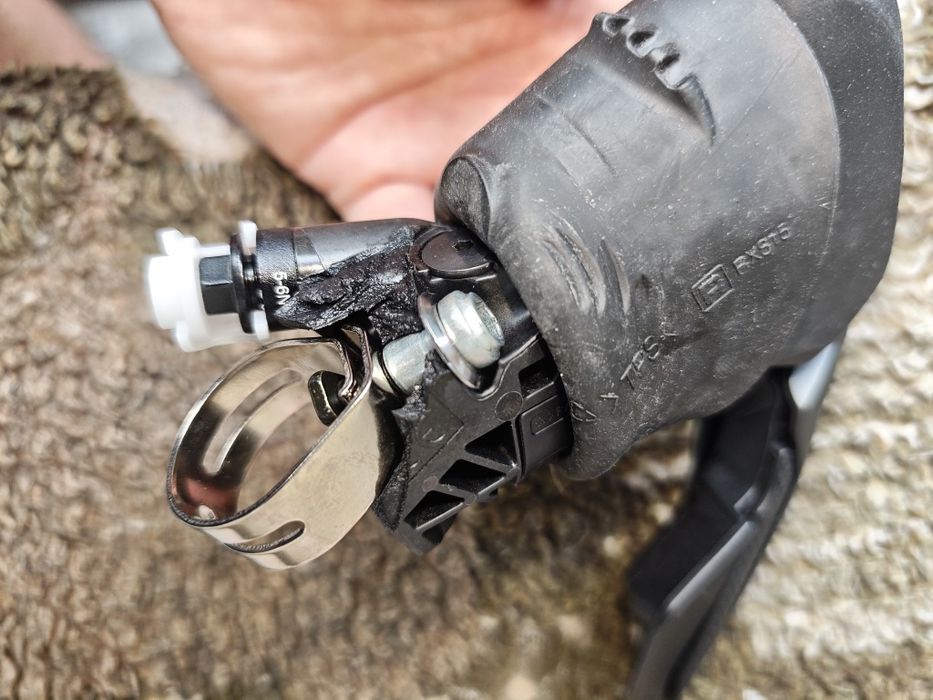 Klamkomanetka Shimano Grx Di2 815 prawa Uszkodzona  !!!