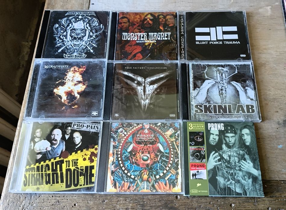 CD rock music (alternative / groove / nu metal / metalcore)