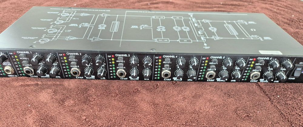 Wzmacniacz słuchawkowy  HEAD AMP6 Pro