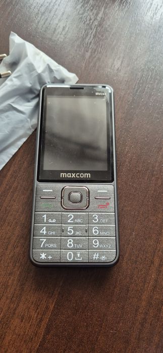 Telefon MAXCOM  MM244 Nowy