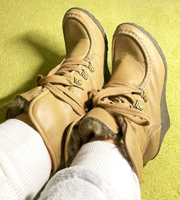 Бежеві ботиночки F&F з хутром зверху, зимові, теплі