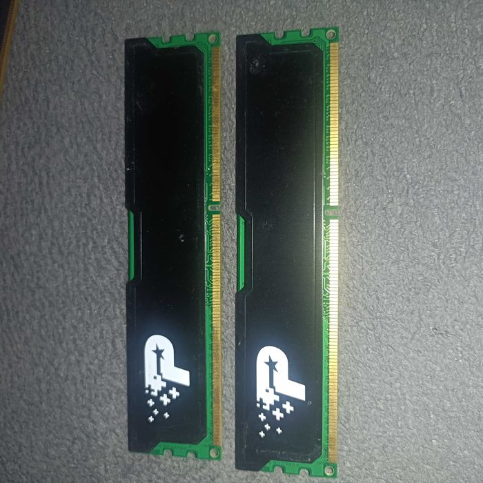 Różne pamięci ram szukasz czegoś pisz DDR3 bądź ddr4