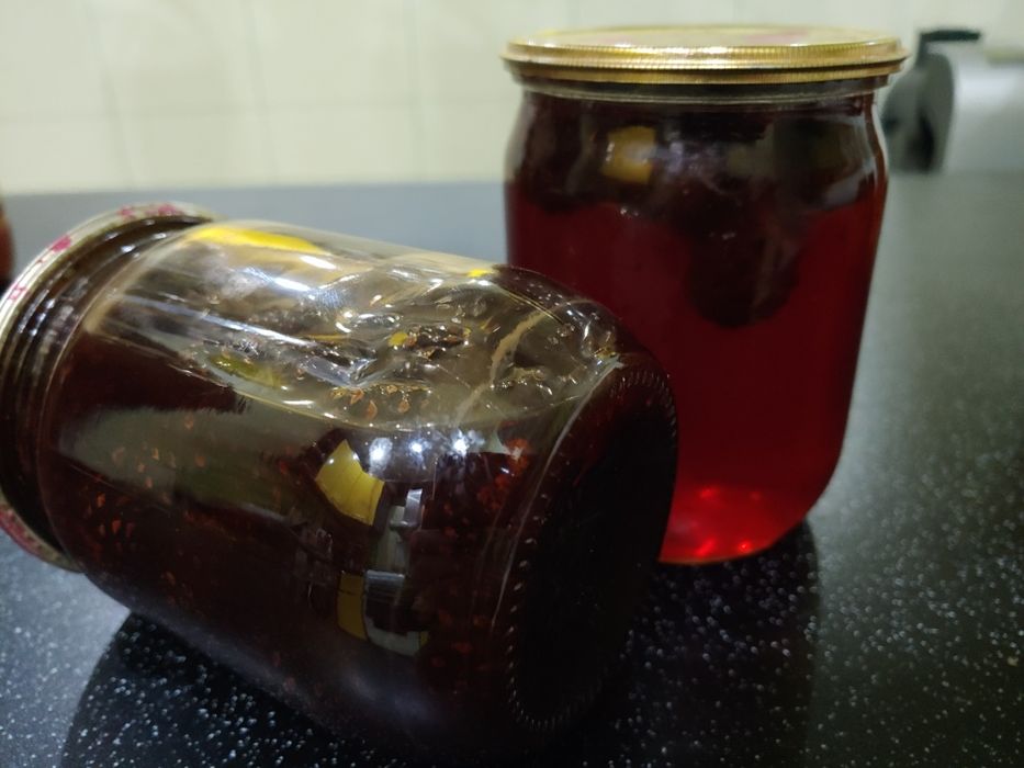 Домашняя консервация , огурчики, лисички, сацебели соус, варенье шишка