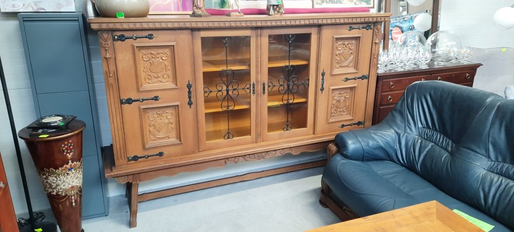 Komoda w rustykalnym dębie RATY