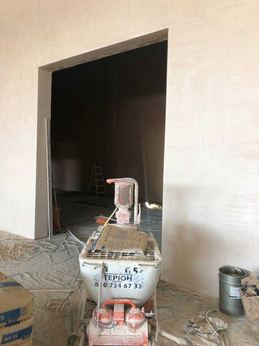 Машинная штукатурка. Стяжка підлоги - пола