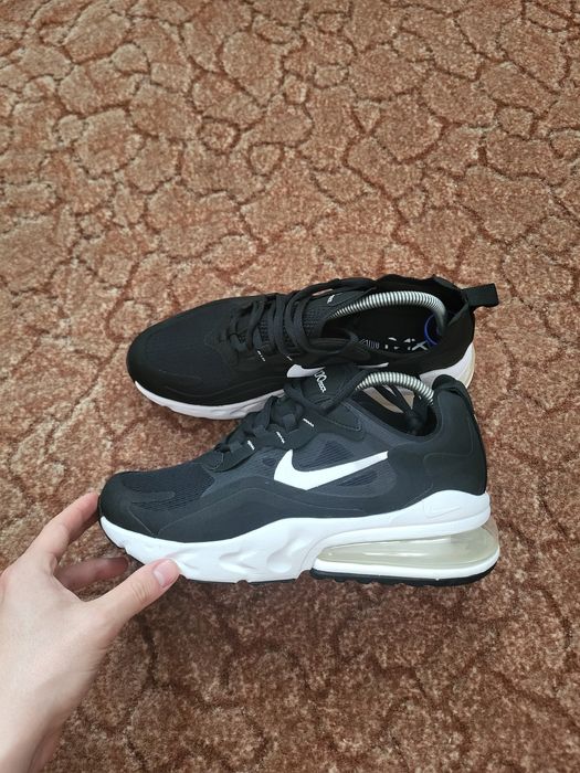 Мужские кроссовки Nike Air Max 270 React